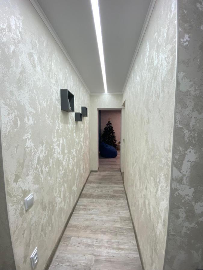 Люкс Апартаменти «Д.І.М.» Kamjanez-Podilskyj Exterior foto